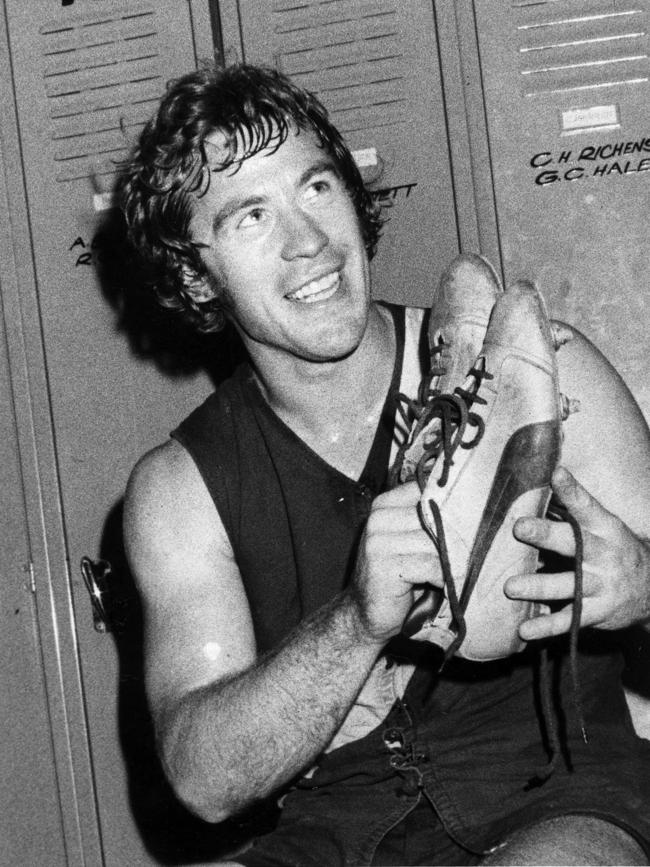 Glenelg spearhead and Brighton old scholar Fred Phillis after kicking 18 goals in a game against Central District in 1975.