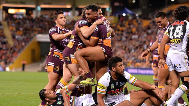 There was no stopping Brisbane early. Photo by Bradley Kanaris/Getty Images.