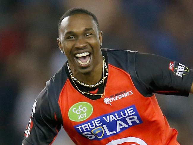 MELBOURNE, AUSTRALIA - JANUARY 09: Dwayne Bravo of the Melbourne Renegades celebrates taking the wicket of Marcus Stoinis of the Melbourne Stars during the Big Bash League match between the Melbourne Renegades and the Melbourne Stars at Etihad Stadium on January 9, 2016 in Melbourne, Australia. (Photo by Darrian Traynor/Getty Images)