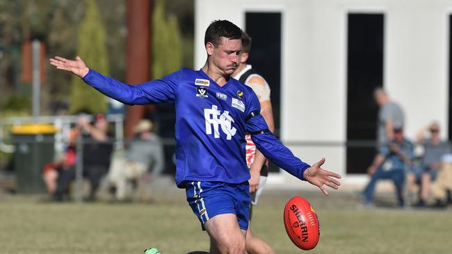 Taylor Stratton in action for Hastings. (AAP Image/James Ross)