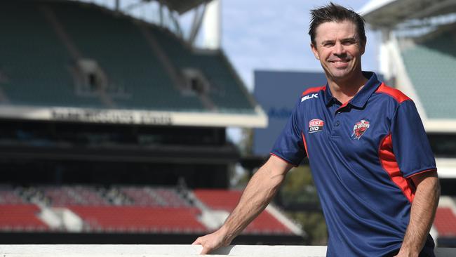 Former Test cricketer Greg Blewett is the new Redbacks' batting and U19 coach.