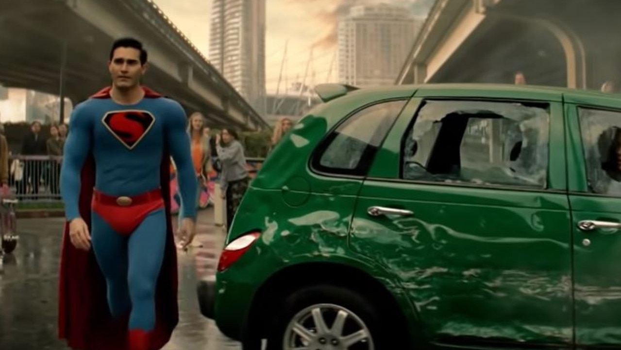 Superman & Lois Review: Clark Kent As You’ve Never Seen Him Before ...