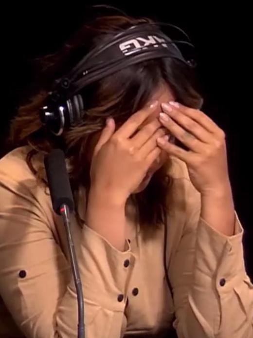 Jess pretended to break down in tears.