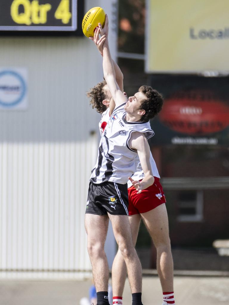 STJFL Grand finals U16 Boys Clarence v Glenorchy at North Hobart Oval. Picture: Caroline Tan