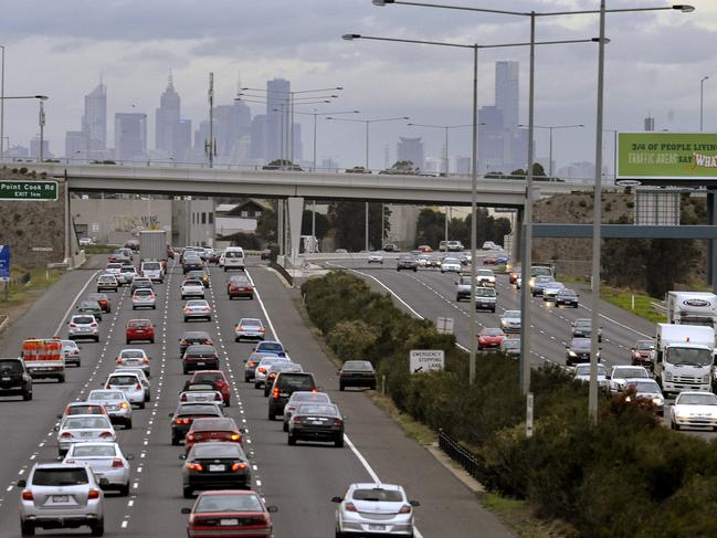 Motorists travelling both ways on the Princes Freeway are being stung by speed cameras on the Forsyth Road Bridge.