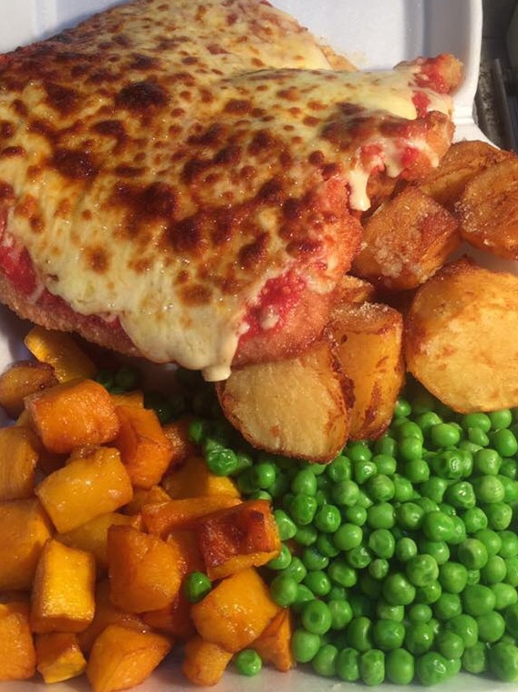 The chicken parmigiana with veggies.