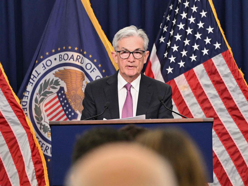 Dow plunges 3% after Powell speech