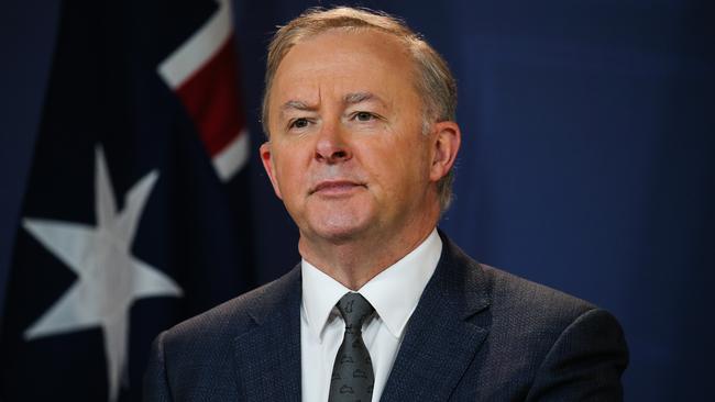 Anthony Albanese told three falsehoods in one sentence and no journalist complained. Picture: Gaye Gerard