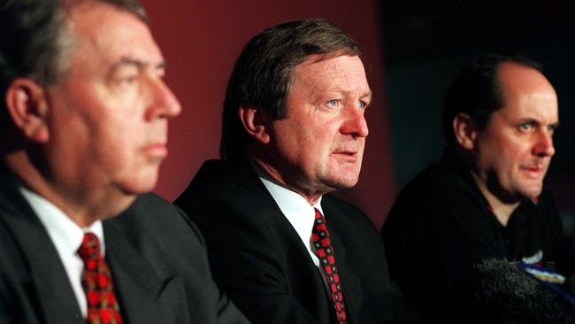 Essendon Football Club chairman Graeme McMahon and chief executive officer Peter Jackson at press conference announcing a new three-year contract for Kevin Sheedy.