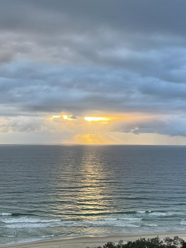 Hollywood director Ron Howard posted this stunning Gold Coast sunrise on Sunday morning. Picture: Twitter