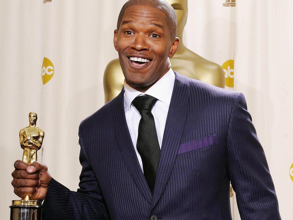 Jamie Foxx tells Jerry Seinfeld why he gave away his Oscar statue