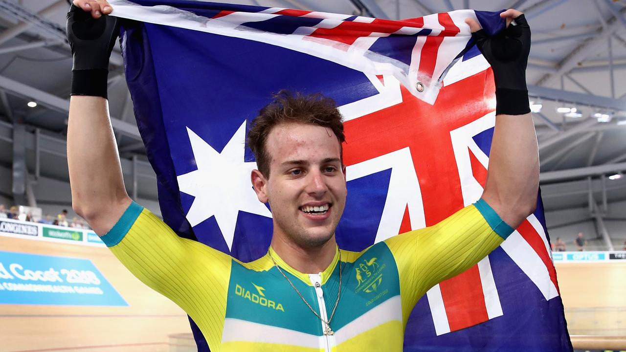 Sam Welsford of Australia celebrates winning gold