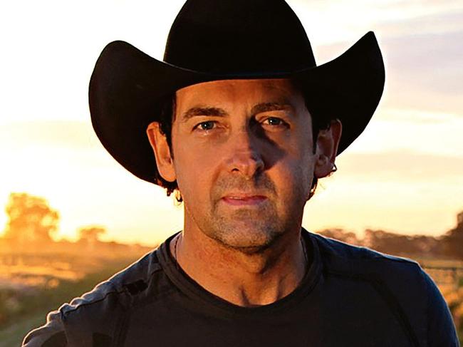 *** STRICTLY EMBARGOED FOR USE BY STELLAR ONLY, March 5, 2017 ISSUE *** Lee Kernaghan Q&A STELLAR, March 5 ***
