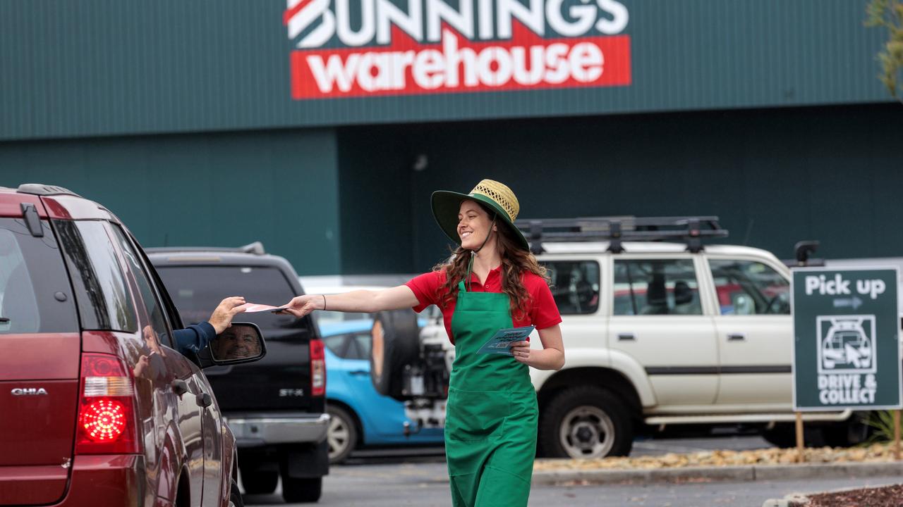 Bunnings will remain open for customers throughout the new year period. Picture: NCA NewsWire / David Geraghty