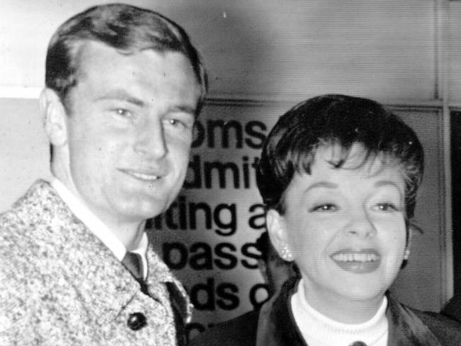 Judy Garland with Australian husband Peter Allen in Melbourne in 1964, when she disappointed audiences.