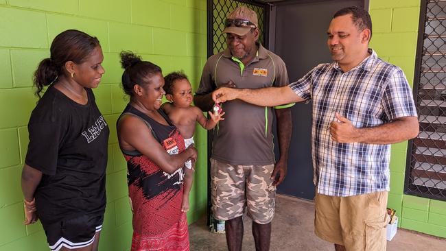 Gail with her family and Arafura MLA Manuel Brown in Warruwi thanks to the NT Remote Housing Investment Package.