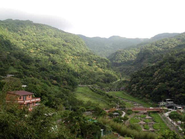 Explore the jungle of Taiwan in a rather unusual way.