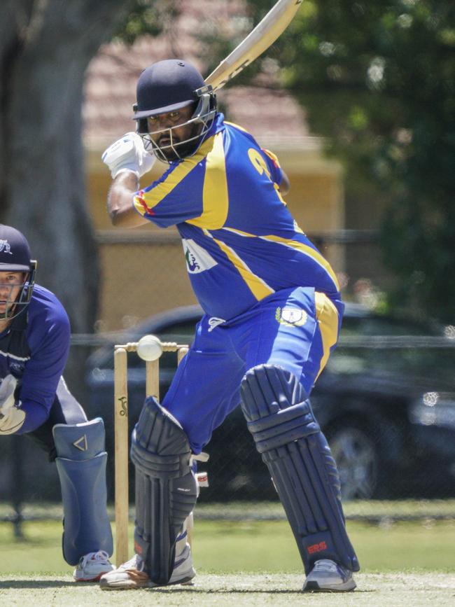 Janaka Liyanabadalge in action for Noble Park. Picture: Valeriu Campan