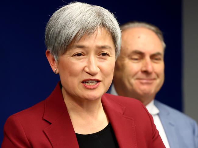 ADELAIDE, AUSTRALIA - NewsWire Photos 4, august, 2023:  Foreign Minister Penny Wong and Trade Minister Don Farrell, are in Adelaide today and will hold a joint press conference speak about Chinese tariffs been lifted on Barley. Picture: NCA NewsWire / Kelly Barnes