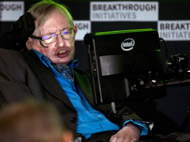 Thinking of the future ... Renowned physicist Stephen Hawking attends a press conference in London with Russian tech entrepreneur Yuri Milner to announce a $100 million program to harness computer power to search the heavens for alien life. Source: AP