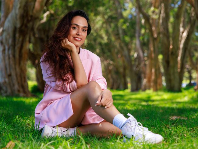 Daily Telegraph. 13, February, 2024.Emalia, star of Binge series Paper Dolls, in Centennial Park, Sydney, today.Picture: Justin Lloyd.