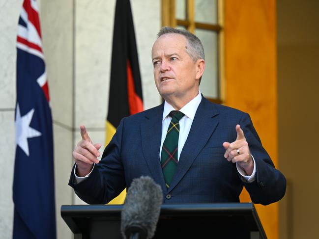 Australian Government Services Minister and former Labor Party Leader Bill Shorten speaks to the media during a press conference at Parliament House, in Canberra, Thursday, September 5, 2024. (AAP Image/Lukas Coch) NO ARCHIVING