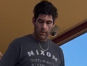 Parolee skips out after filling up, then cops find drugs in his pockets