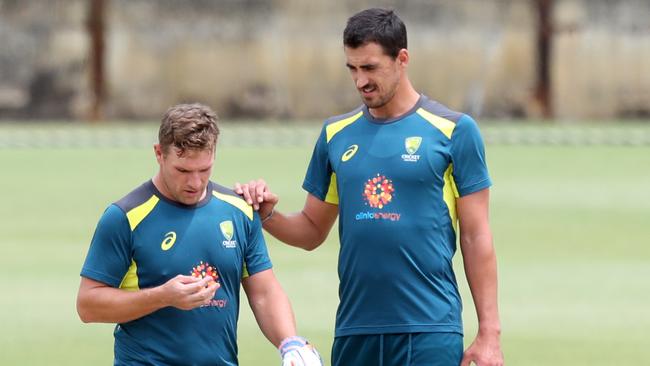 Mitchell Starc struck Aaron Finch on the finger at training. (AAP Image/Richard Wainwright)