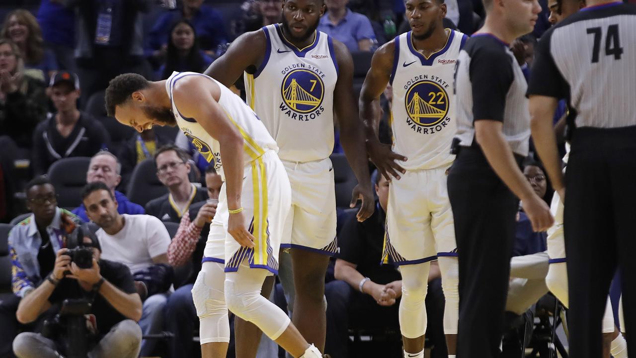 Stephen Curry broke his hand in the Warriors’ loss.