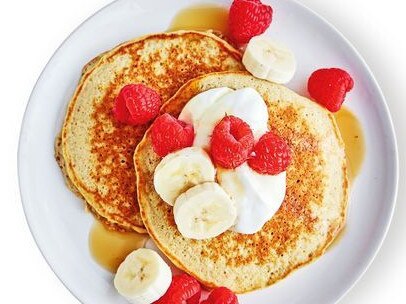 Oat banana pancakes with raspberries.