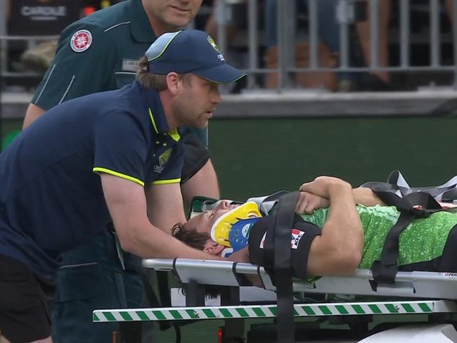 Cartwright left the field in a neck brace. Photo: Fox Sports