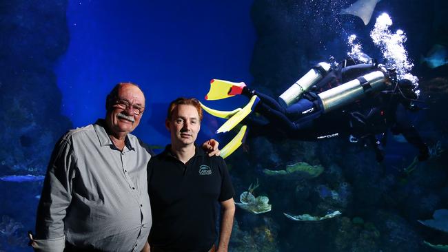 Member for Leichhardt Warren Entsch and Cairns Aquarium CEO Daniel Leipnik. PICTURE: BRENDAN RADKE