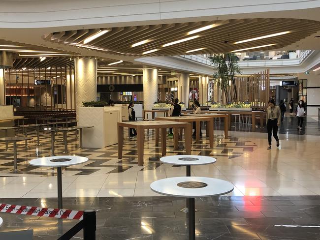 25-03-20 - Melbourne's giant shopping mall Chadstone is empty on Wednesday afternoon Picture: Chris Lacy