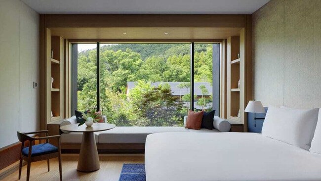 A glimpse of one of the rooms looking out onto Mount Atago.