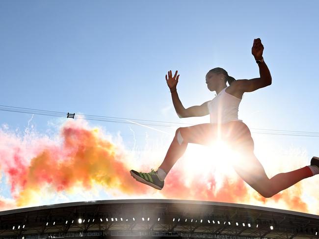 BIRMINGHAM, ENGLAND - AUGUST 07: Abigail Irozuru of Team England takes part in a practice jump for the Women's Long Jump Final during Athletics Track & Field on day ten of the Birmingham 2022 Commonwealth Games at Alexander Stadium on August 07, 2022 on the Birmingham, England. (Photo by David Ramos/Getty Images) *** BESTPIX ***