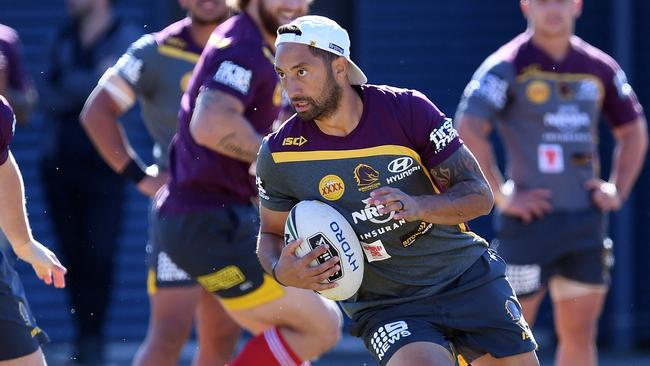 Benji Marshall signs with Wests Tigers for 2018, leaving Brisbane Broncos