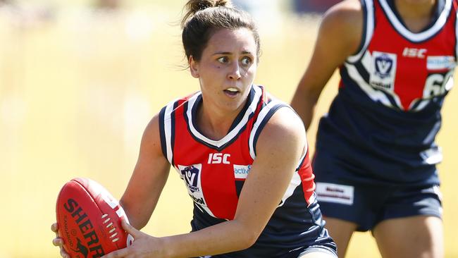 Angelica Gogos in action for Darebin Falcons. Picture; Daniel Pockett