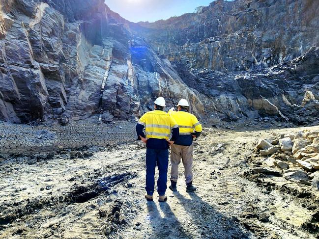 The new funding worth $20m now offers a pathway to extend EQ Resources' Mount Carbine mining operations beyond 2029.