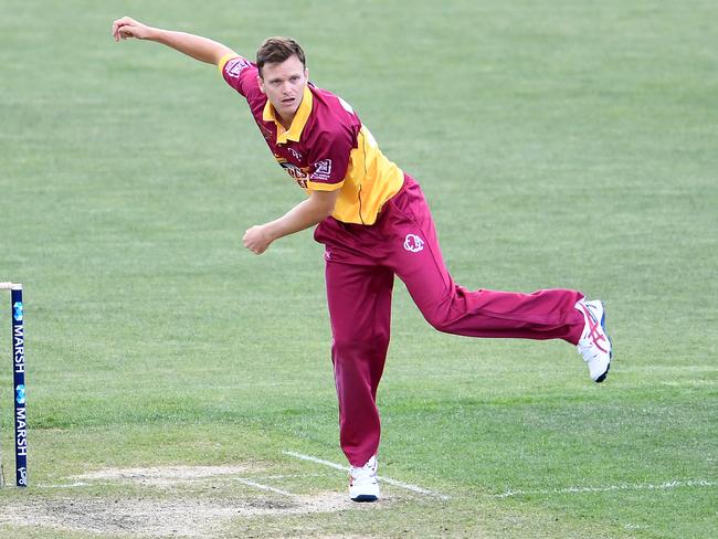 Matt Kuhnemann in action for Queensland. Picture: Steve Bell/Getty Images