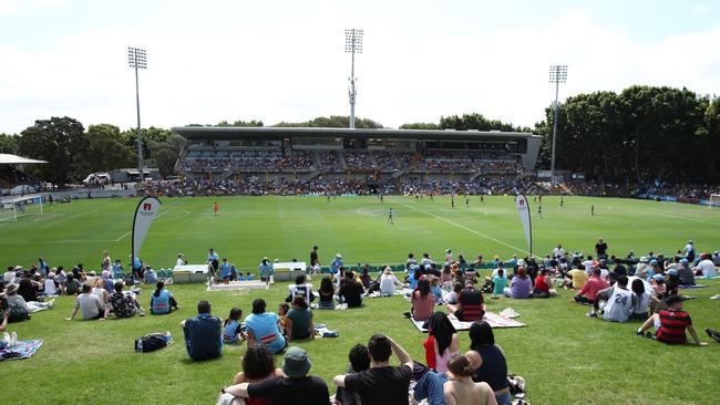 SYDNEY, AUSTRALIA - NOVEMBER 16: A general view during the round three A-League Women's match between Sydney FC and Western Sydney Wanderers at Leichhardt Oval on November 16, 202, in Sydney, Australia. (Photo by Jason McCawley/Getty Images)