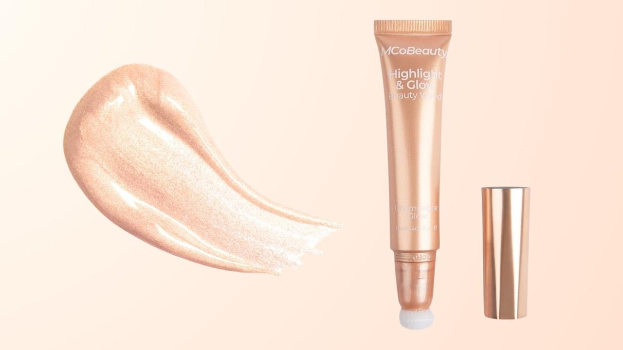 MCoBeauty Highlight &amp; Glow Beauty Wand in Champagne Glow. Picture: Supplied.