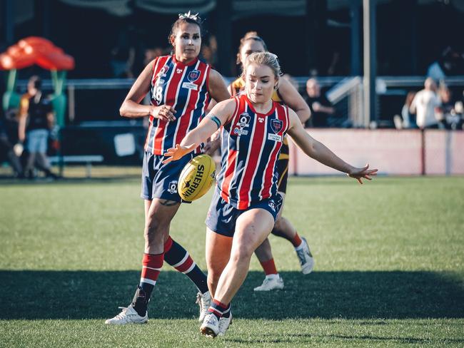 Wilston Grange Gorillas 2023 QAFLW star Mackenzie Findlay. Picture: Brooke Sleep Media.