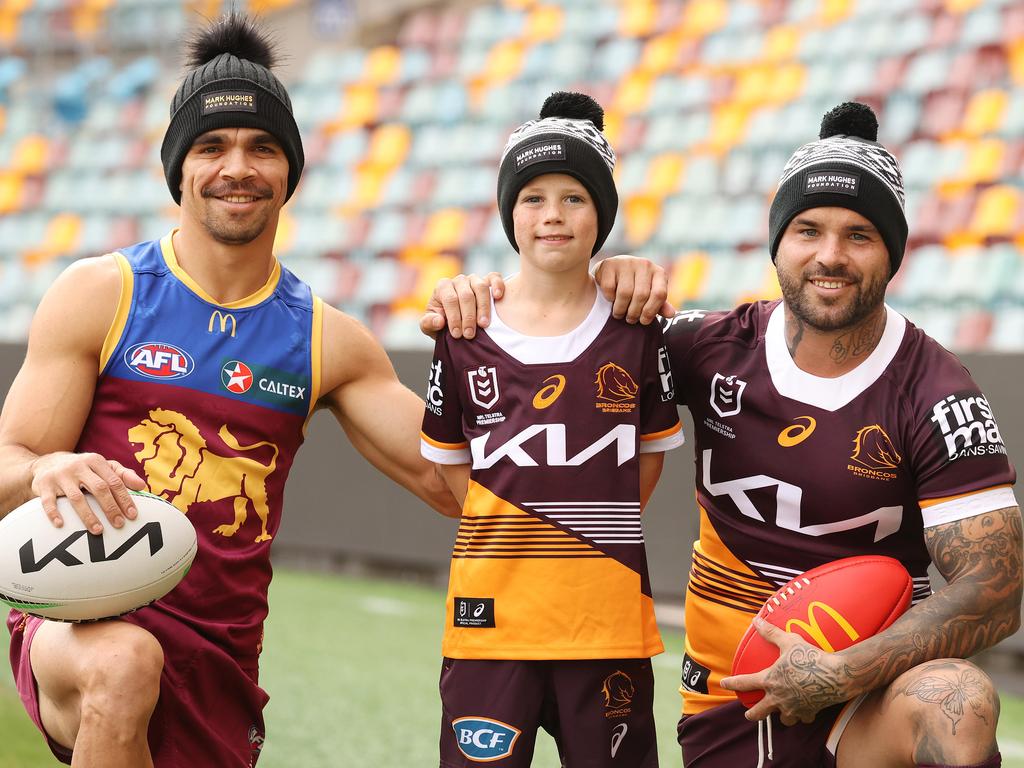 JR Medals - 2021 team signed Brisbane Broncos Jersey we