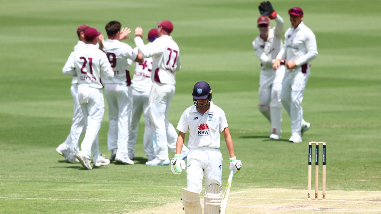 Vic Prodigy Shines in Debut as Teen Konstas Faces Challenges; WA Bowled Out for 66