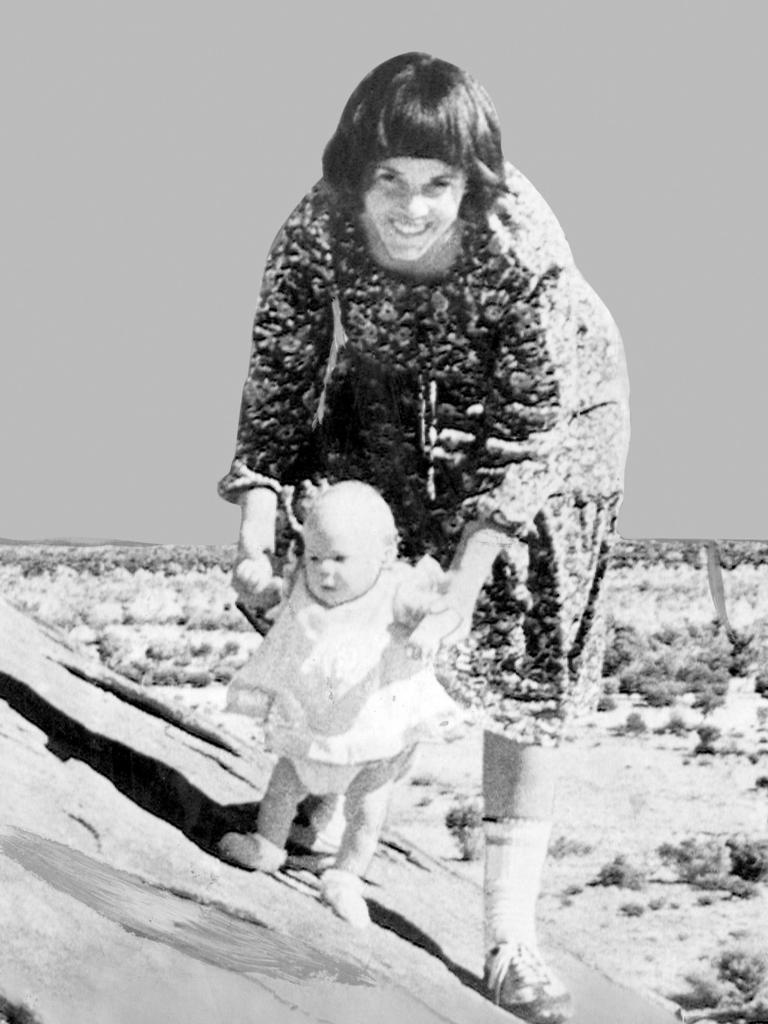 Lindy Chamberlain holding her baby daughter Azaria in August 1980.