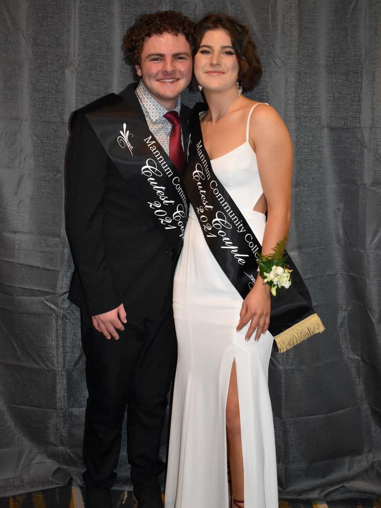 Mannum Community College students enjoyed their school formal at The Murray Princess on June 18. Picture: Michelle Mitchell. Mannum Community College.