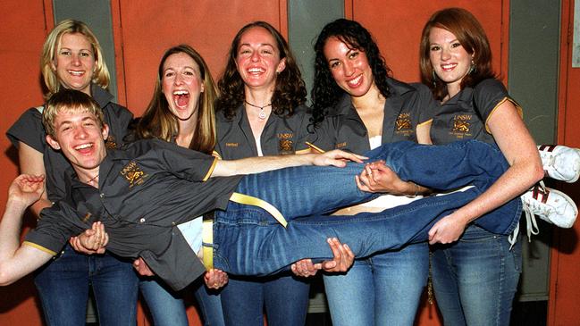 Karen Winfield with Jodi Sutherland, Michelle Telfer, Malia Rogers, Erin McMurray and David Hughs at The Mansions, October 2002.