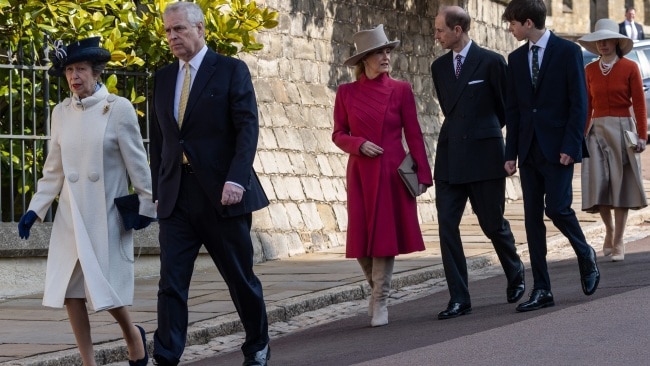 Princess of Wales is a vision in blue as she leads Louis, Charlotte and ...