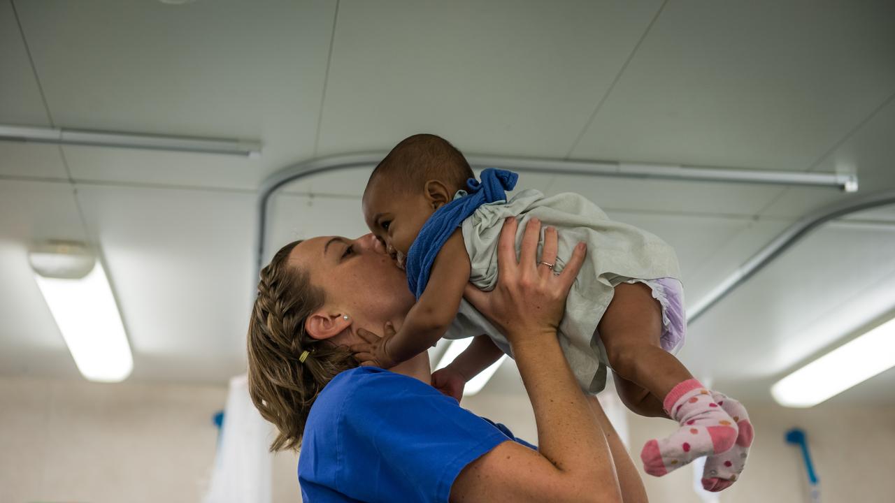 2016 Mercy Ships, Photo Credit Ruben Plomp;