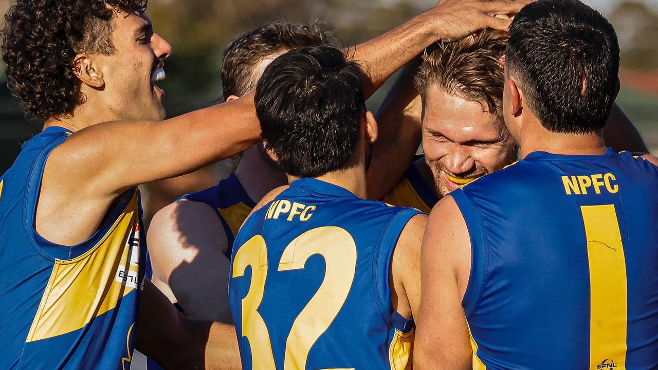 Ex-Saint, son of a gun propel Bulls’ charge